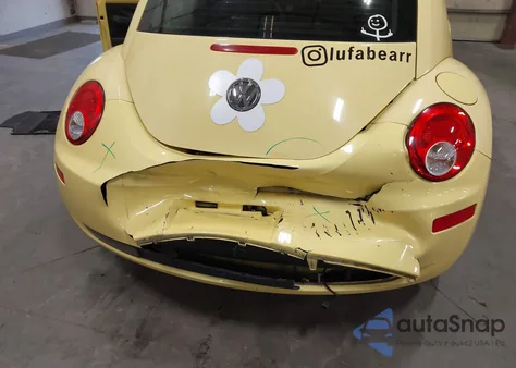 2008 Volkswagen New Beetle S/Se z USA, uszkodzony, nr VIN 3VWRW31C08M506109